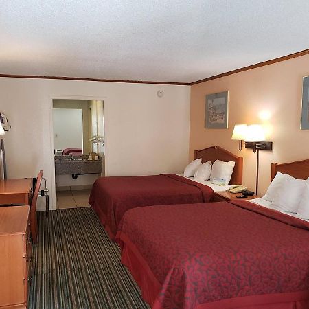 Economy Hotel Wichita- Florence St Eksteriør bilde