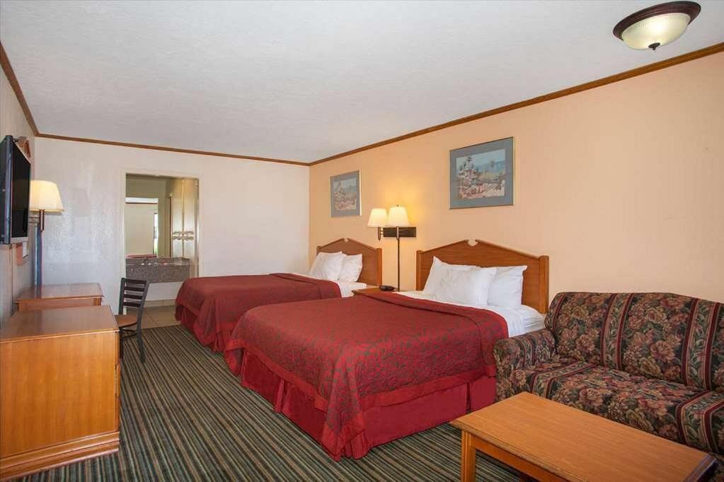 Economy Hotel Wichita- Florence St Eksteriør bilde